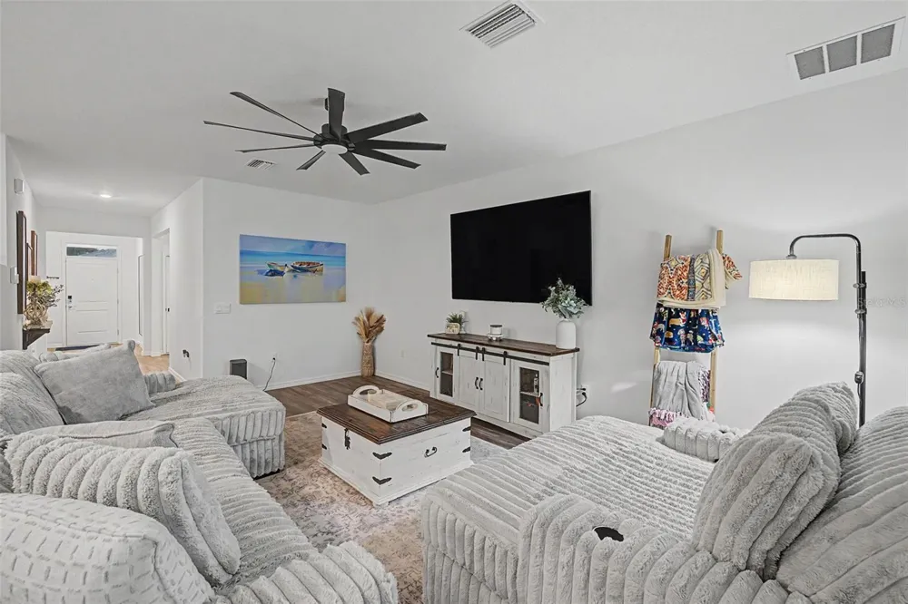 7815 WHEAT STONE DRIVE Zephyrhills, FL 33540