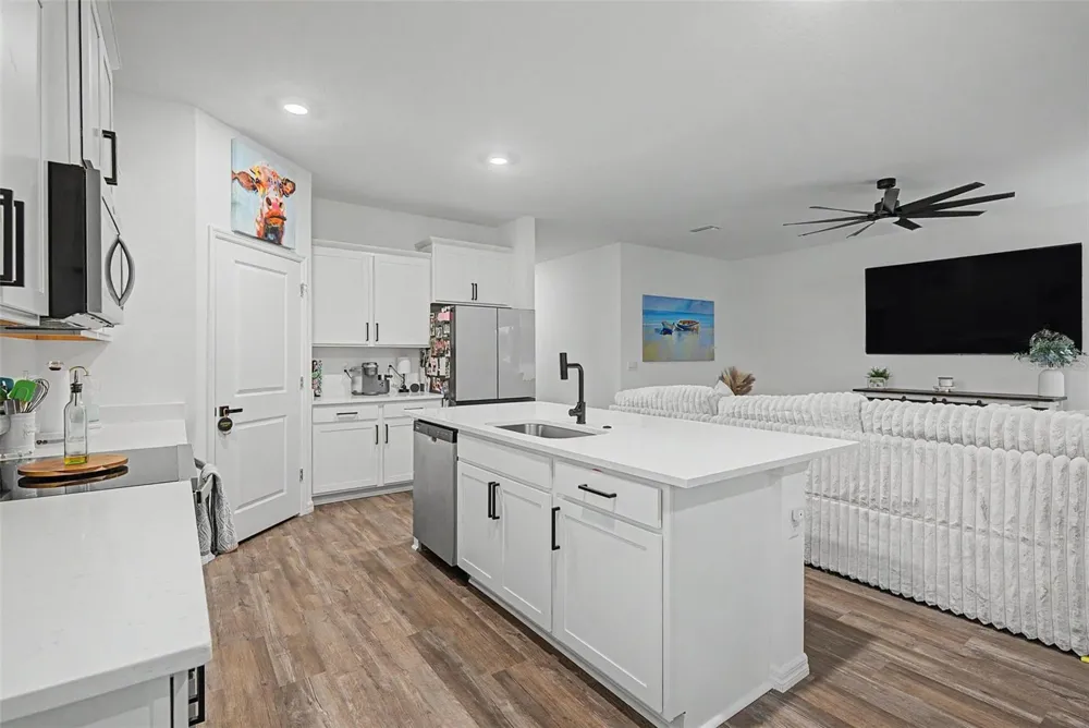 7815 WHEAT STONE DRIVE Zephyrhills, FL 33540