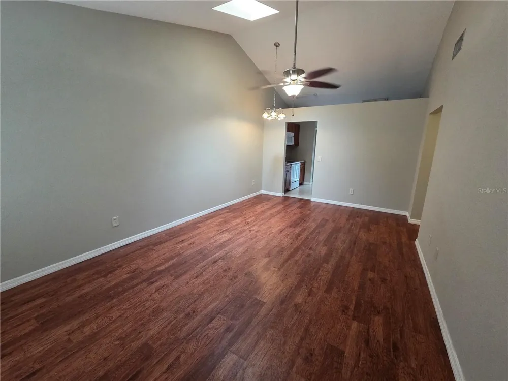 320 ERON WAY #6 Winter Garden, FL 34787