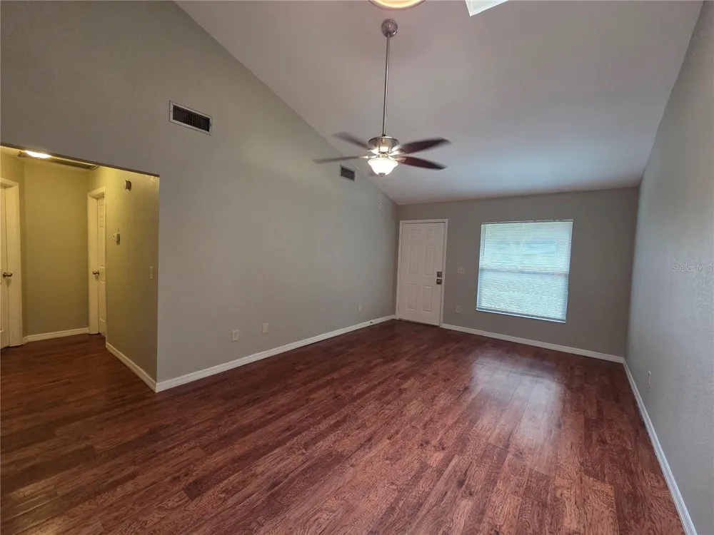 320 ERON WAY #6 Winter Garden, FL 34787
