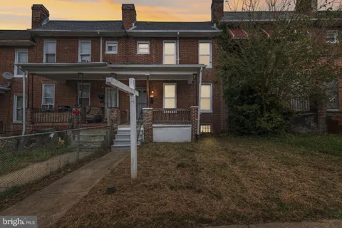 1209 DUKELAND STREET
