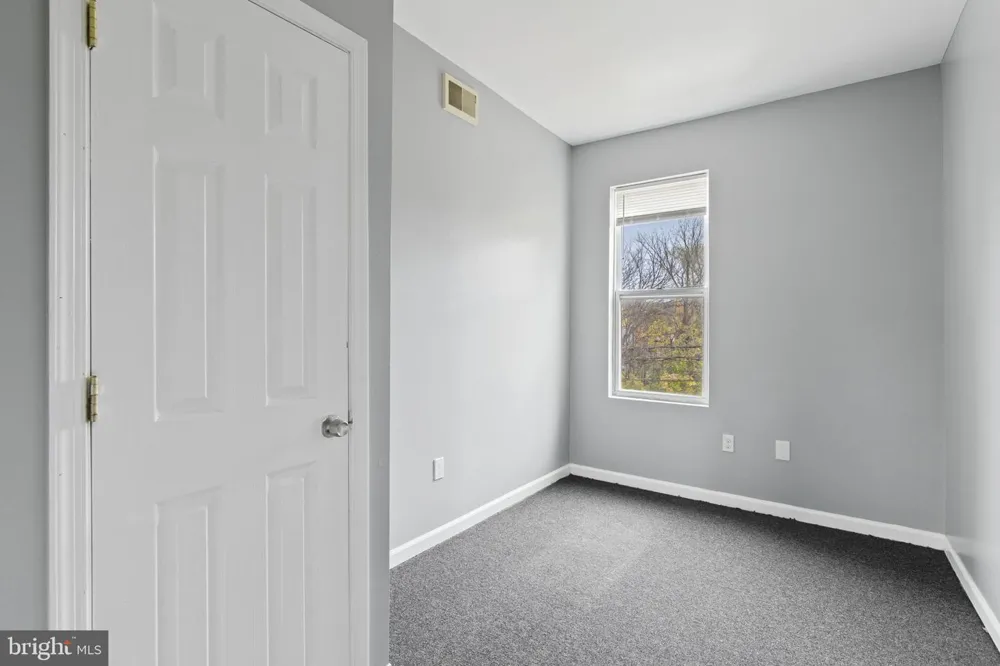 1209 DUKELAND STREET Baltimore, MD 21216