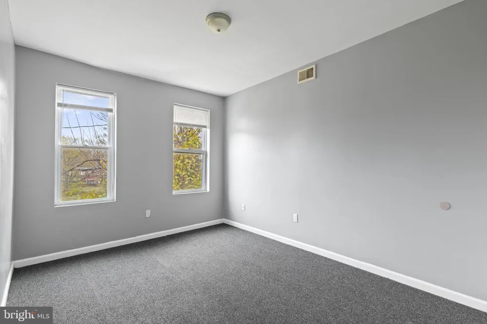 1209 DUKELAND STREET Baltimore, MD 21216