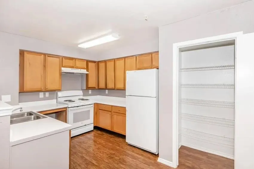 12151 N Interstate Hwy 35 #B2 Austin, TX 78753