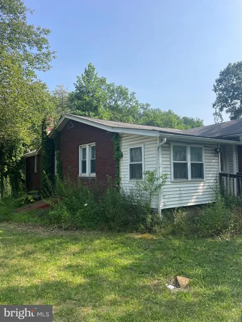 1147 BRADDOCK ROAD