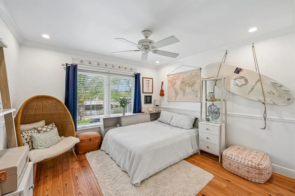 4911 NE 25TH AVENUE Lighthouse Point, FL 33064