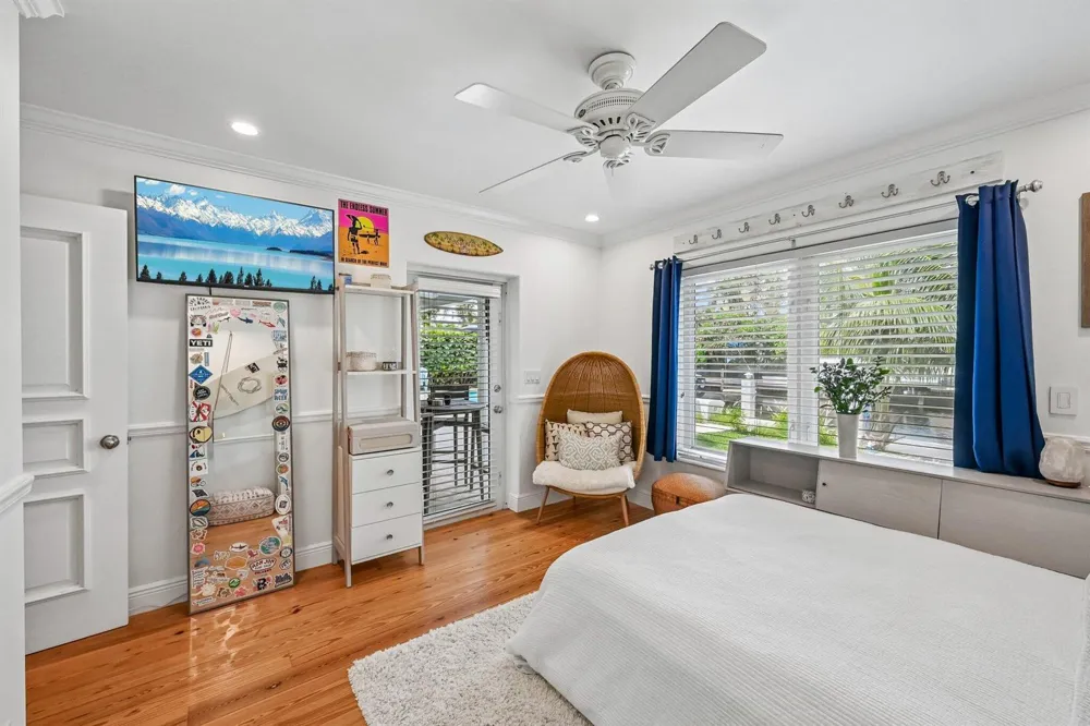4911 NE 25TH AVENUE Lighthouse Point, FL 33064