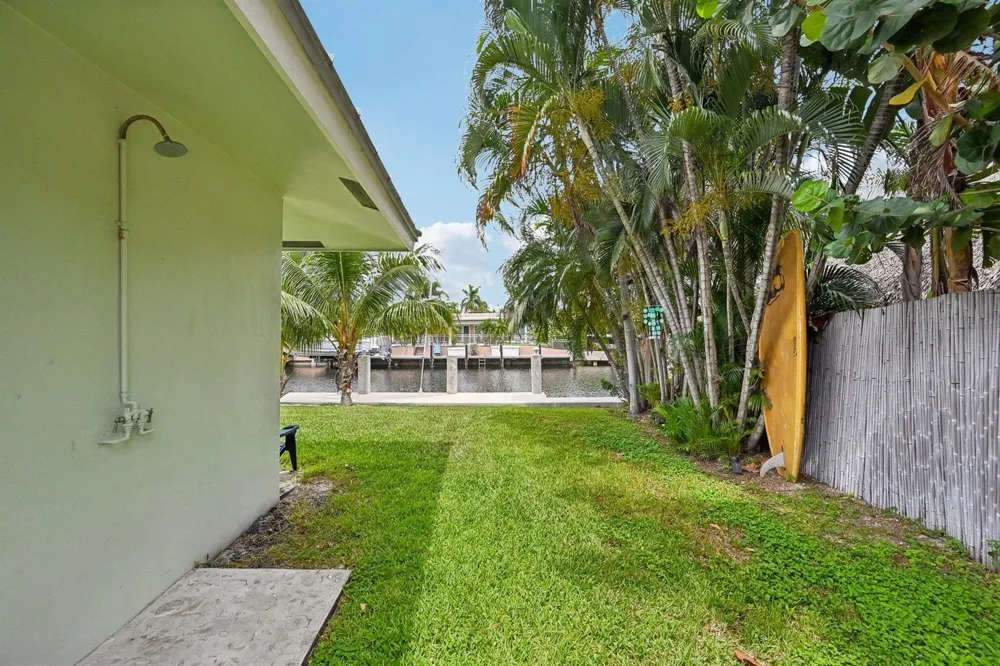 4911 NE 25TH AVENUE Lighthouse Point, FL 33064