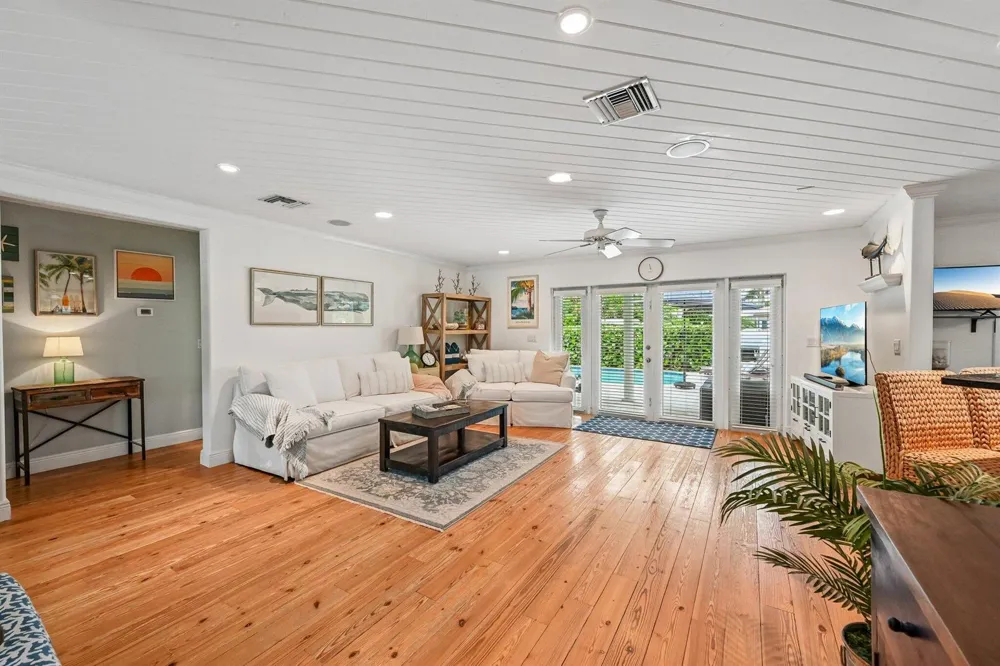 4911 NE 25TH AVENUE Lighthouse Point, FL 33064