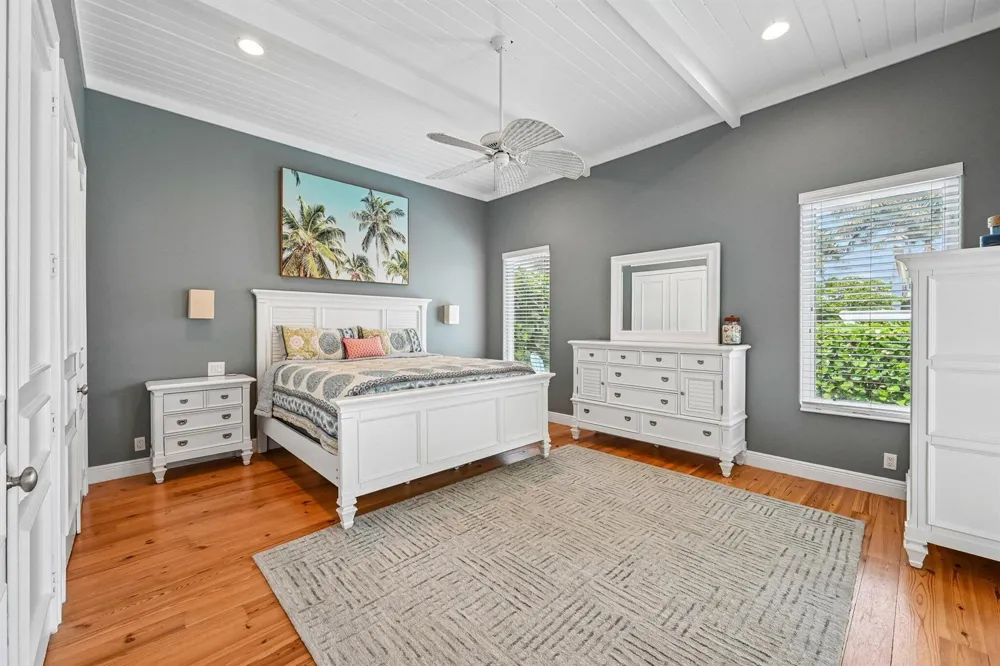 4911 NE 25TH AVENUE Lighthouse Point, FL 33064
