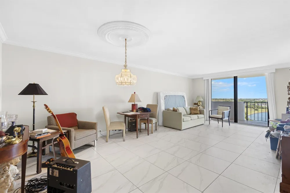 1208 MARINE WAY #901 North Palm Beach, FL 33408