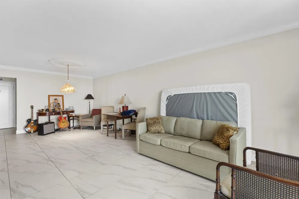 1208 MARINE WAY #901 North Palm Beach, FL 33408