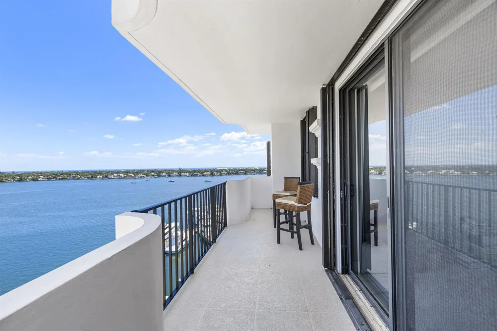 1208 MARINE WAY #901 North Palm Beach, FL 33408