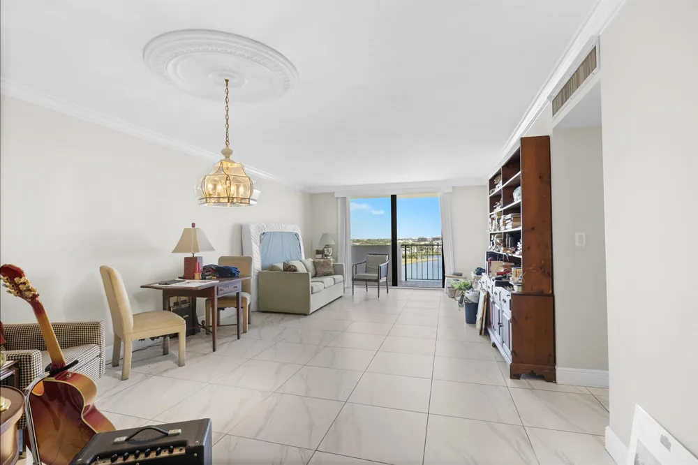 1208 MARINE WAY #901 North Palm Beach, FL 33408