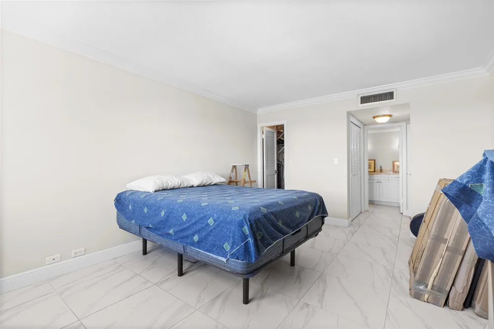 1208 MARINE WAY #901 North Palm Beach, FL 33408