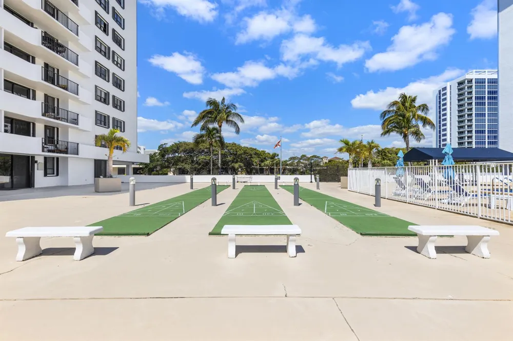 1208 MARINE WAY #901 North Palm Beach, FL 33408