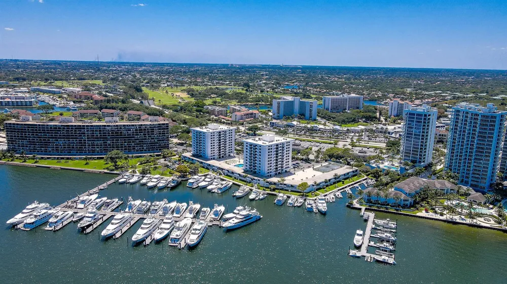 1208 MARINE WAY #901 North Palm Beach, FL 33408