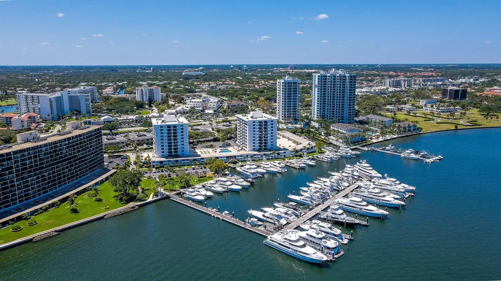 1208 MARINE WAY #901 North Palm Beach, FL 33408