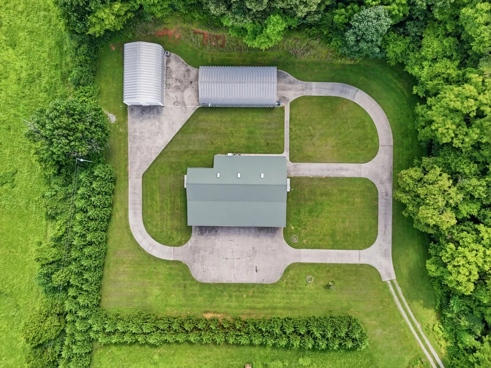 1700 Cedar Valley Rd Sweetwater, TN 37874