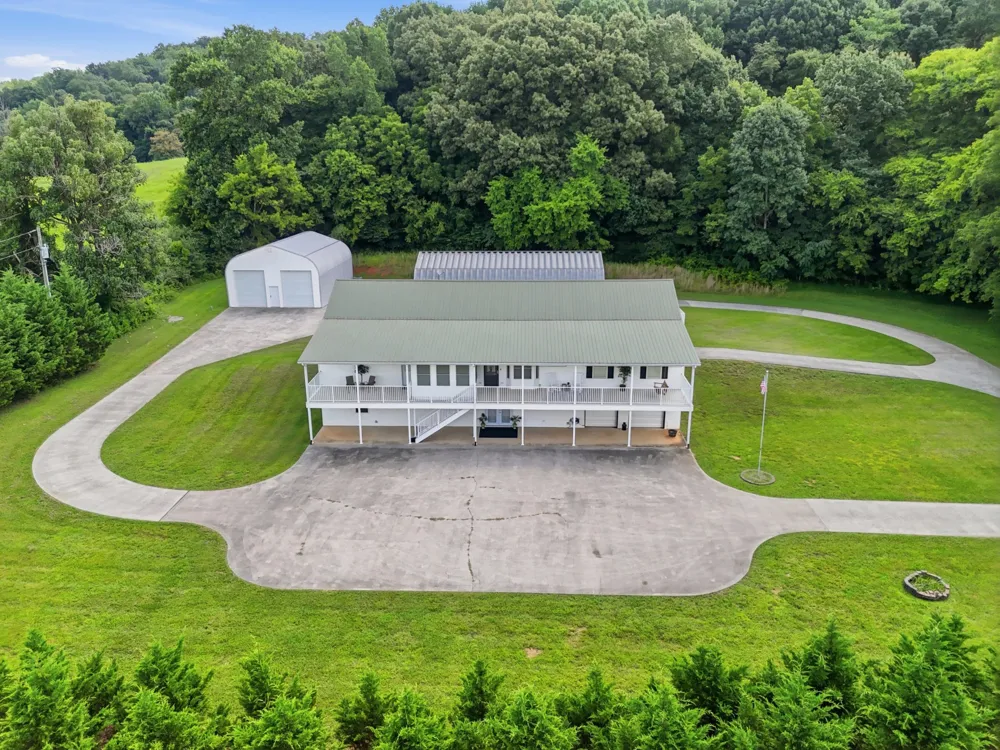 1700 Cedar Valley Rd Sweetwater, TN 37874