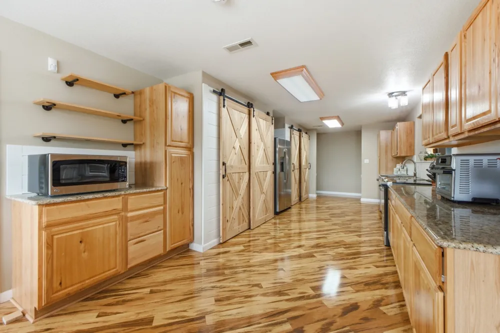 1700 Cedar Valley Rd Sweetwater, TN 37874
