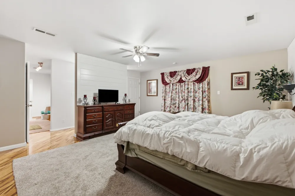 1700 Cedar Valley Rd Sweetwater, TN 37874