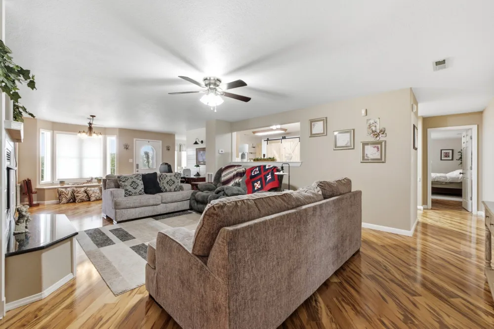 1700 Cedar Valley Rd Sweetwater, TN 37874