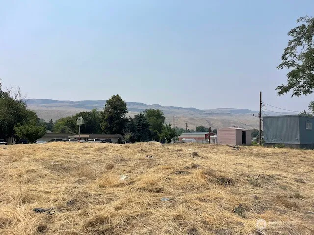 0 nna Foster Creek Avenue Bridgeport, WA 98813
