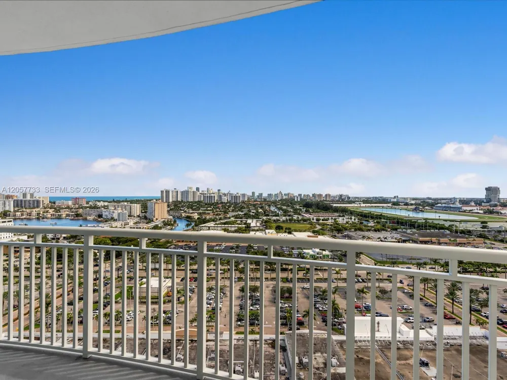 1745 E Hallandale Beach Blvd #2007W Hallandale Beach, FL 33009