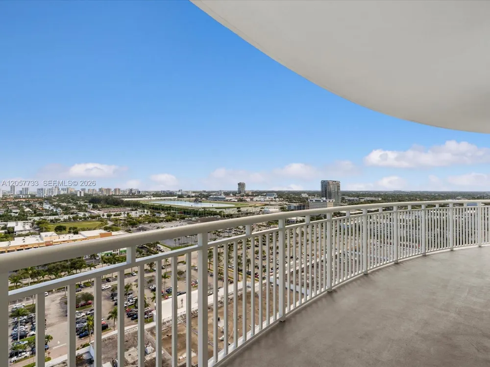 1745 E Hallandale Beach Blvd #2007W Hallandale Beach, FL 33009