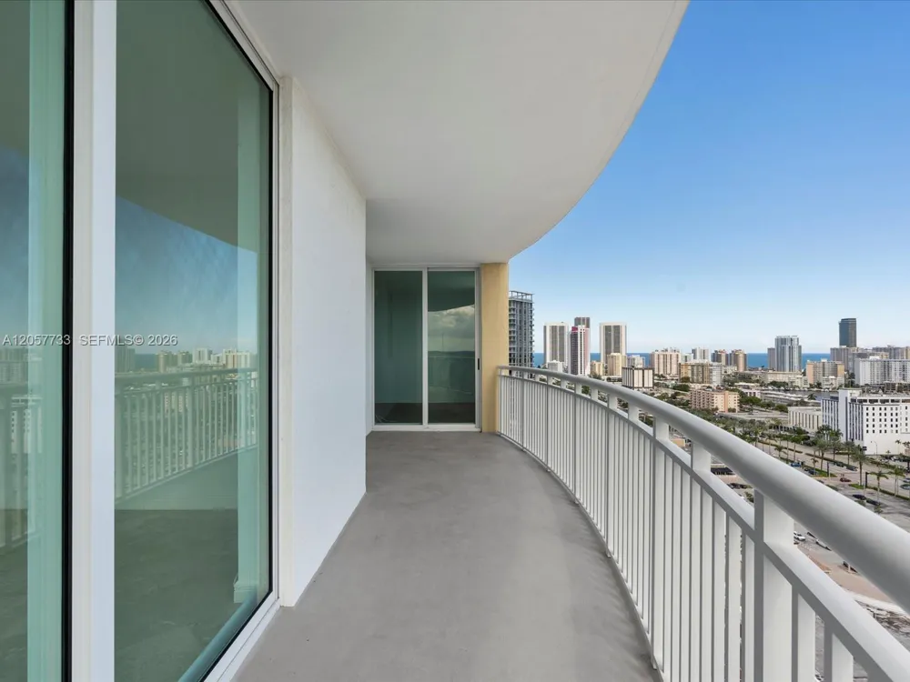 1745 E Hallandale Beach Blvd #2007W Hallandale Beach, FL 33009