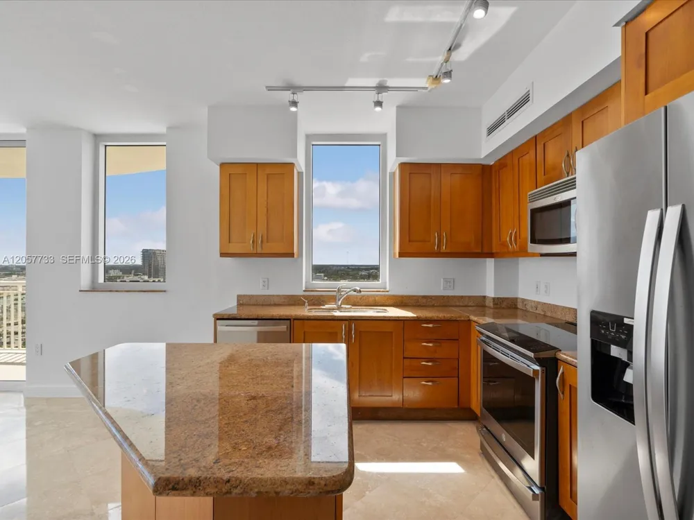 1745 E Hallandale Beach Blvd #2007W Hallandale Beach, FL 33009
