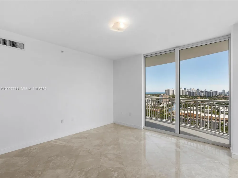 1745 E Hallandale Beach Blvd #2007W Hallandale Beach, FL 33009