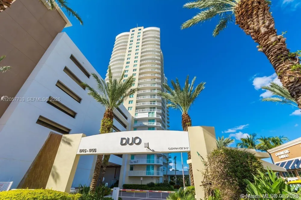1745 E Hallandale Beach Blvd #2007W Hallandale Beach, FL 33009