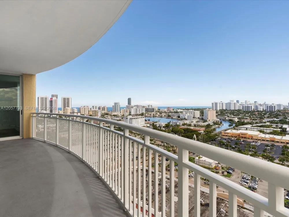 1745 E Hallandale Beach Blvd #2007W Hallandale Beach, FL 33009