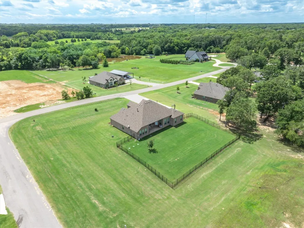 425 Private Road 7017 Edgewood, TX 75117