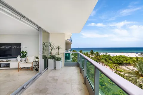 1455 Ocean Dr #703