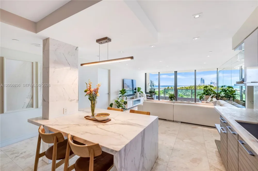 1455 Ocean Dr #703 Miami Beach, FL 33139