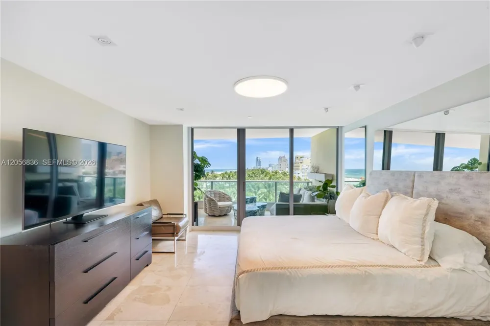 1455 Ocean Dr #703 Miami Beach, FL 33139