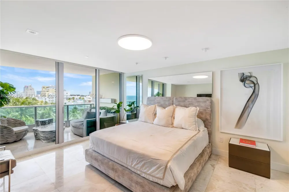 1455 Ocean Dr #703 Miami Beach, FL 33139