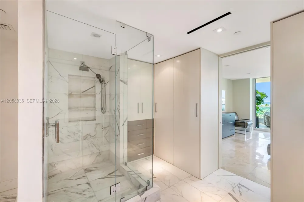 1455 Ocean Dr #703 Miami Beach, FL 33139