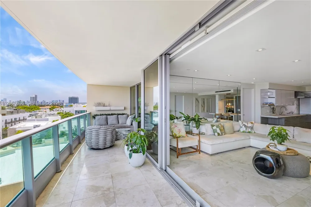1455 Ocean Dr #703 Miami Beach, FL 33139