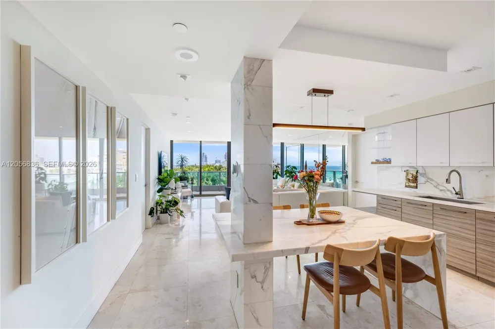 1455 Ocean Dr #703 Miami Beach, FL 33139