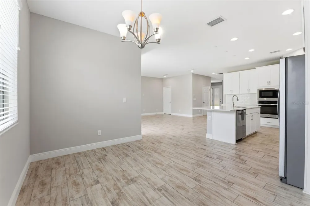 3940 MAURICE AVENUE Odessa, FL 33556