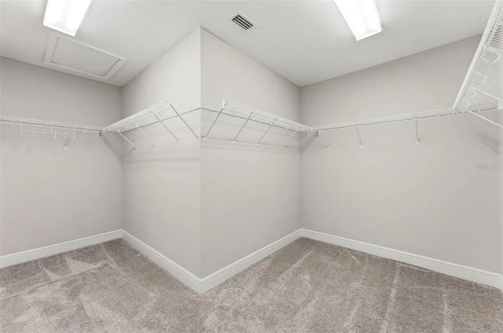 3940 MAURICE AVENUE Odessa, FL 33556