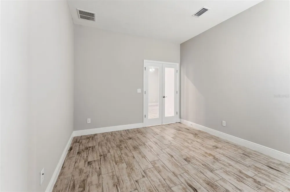 3940 MAURICE AVENUE Odessa, FL 33556