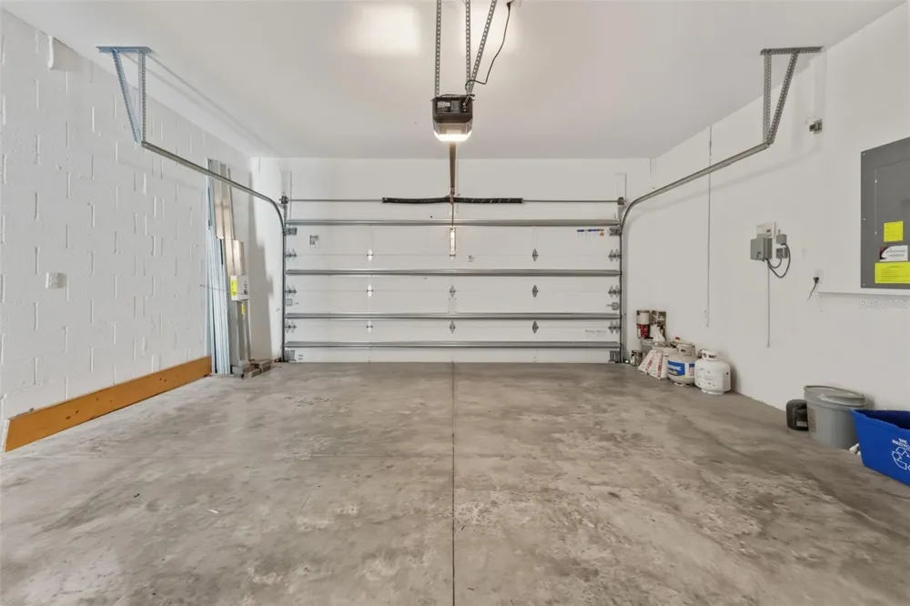 3940 MAURICE AVENUE Odessa, FL 33556