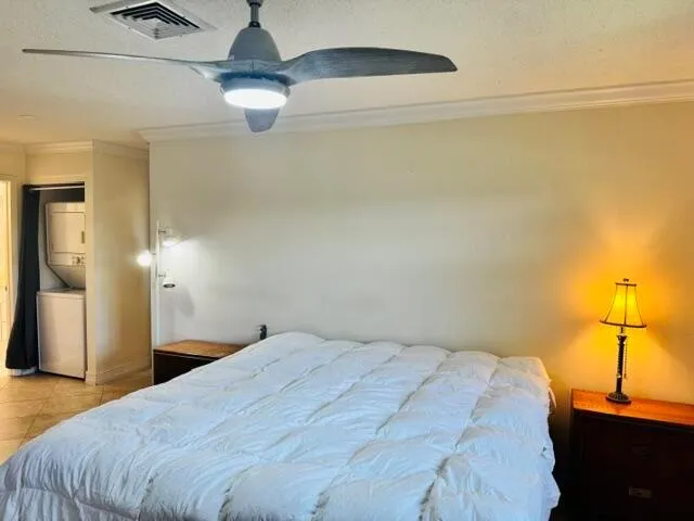 340 Orange Tree Drive #5 Atlantis, FL 33462