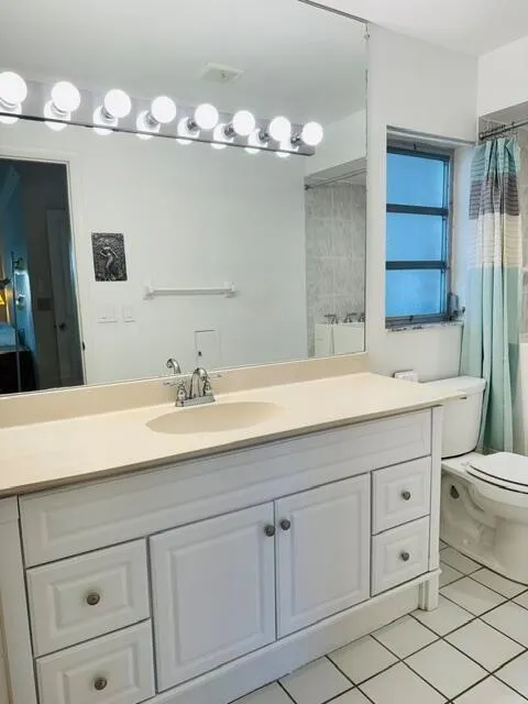 340 Orange Tree Drive #5 Atlantis, FL 33462
