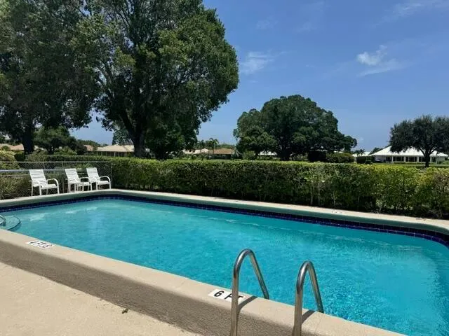 340 Orange Tree Drive #5 Atlantis, FL 33462